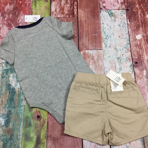 Gap Boys 0 3 Months Good Vibes Top & Tan Shorts Outfit - Picture 4 of 8